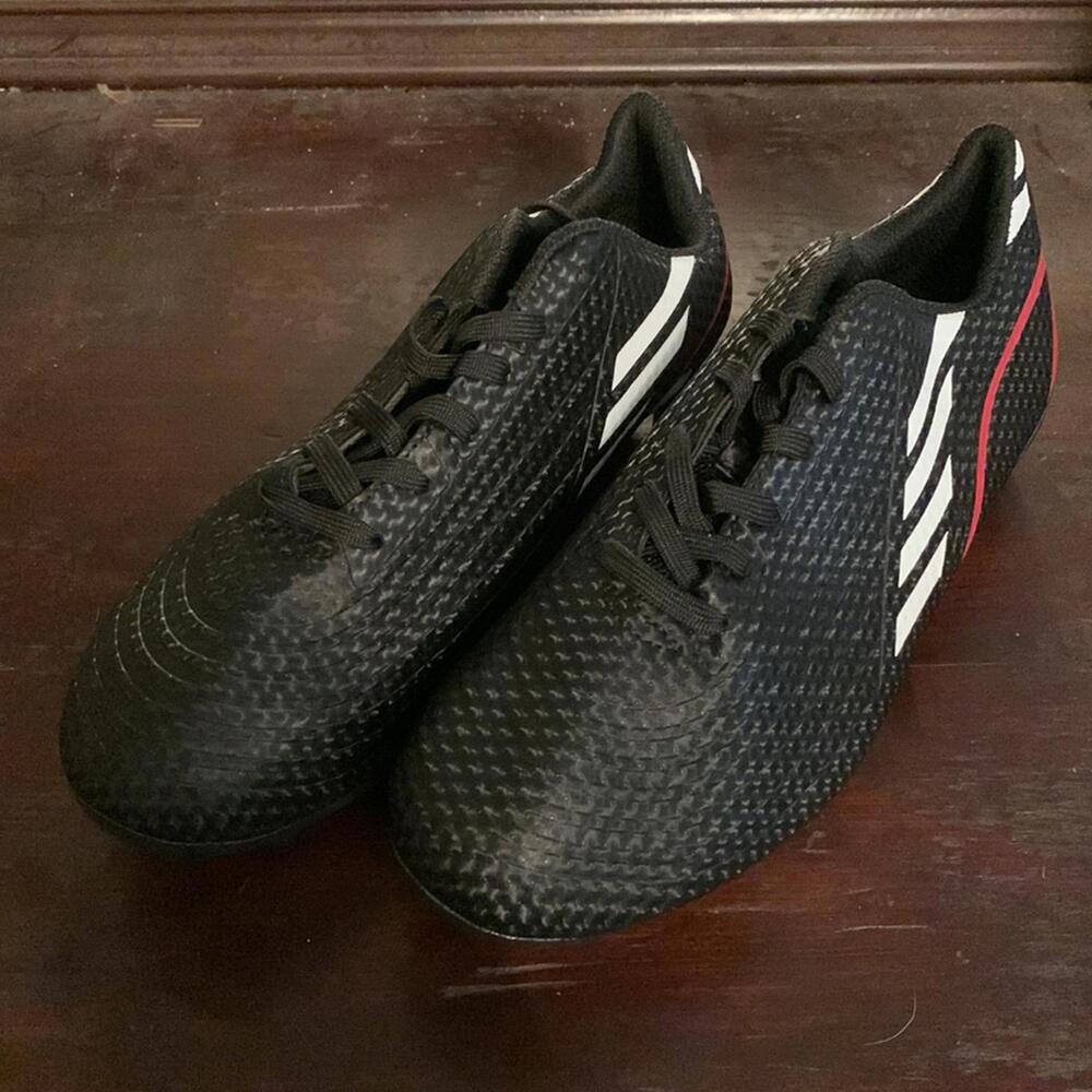 Tolln football cleats US sz 9. New